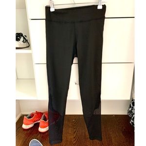 Althletic leggings!<3